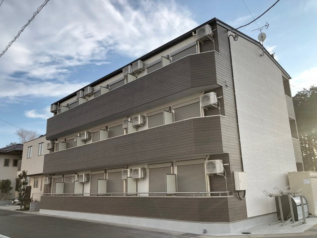 プラウドシャトー若葉の外観