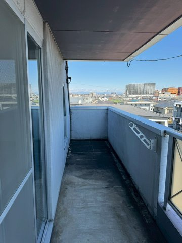 メゾンマロニエのバルコニー