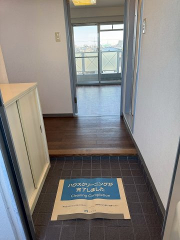 メゾンマロニエの玄関