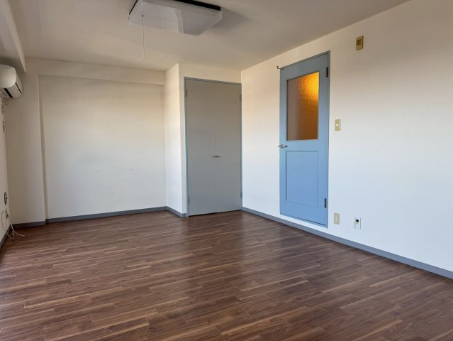 メゾンマロニエの居間・リビング