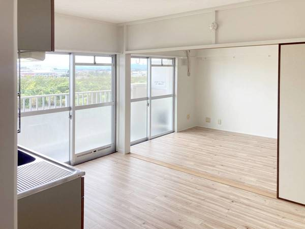 ビレッジハウス深谷1号棟の居間・リビング|ビレッジハウスの同一物件・同一タイプの間取りの写真です