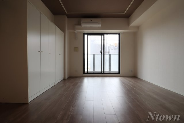 【居間・リビング】 | lives residence 太閤通 | ゆったりとした居間です
