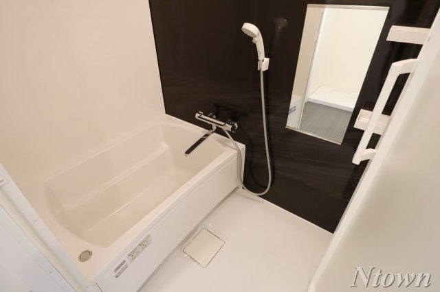 【浴室】 | lives residence 太閤通 | 使いやすいお風呂です