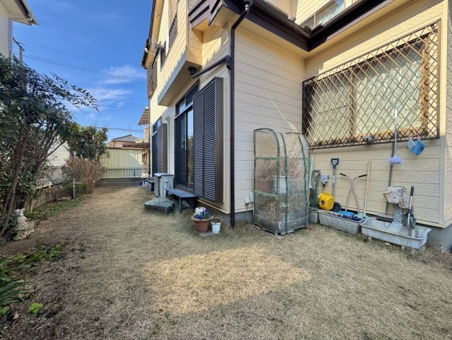 古河市尾崎中古戸建の庭