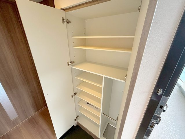 プレサンス新大阪ザ・シティの収納