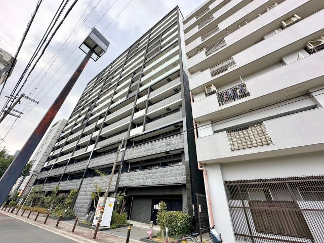 プレサンス新大阪ザ・シティの外観