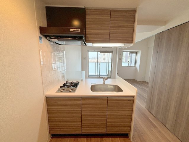 プレサンス新大阪ザ・シティのキッチン