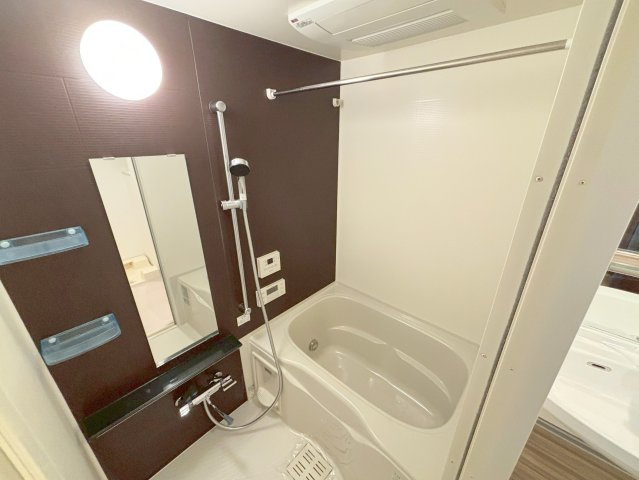 プレサンス新大阪ザ・シティの浴室