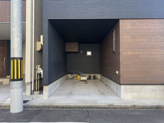 千種区千種二丁目戸建の駐車場