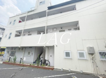 ラデヴィーナ日進の画像