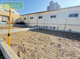 【前面道路含む現地写真】 | 小学校3分　保育所3分　ドラッグストア1分　早稲田　6号棟