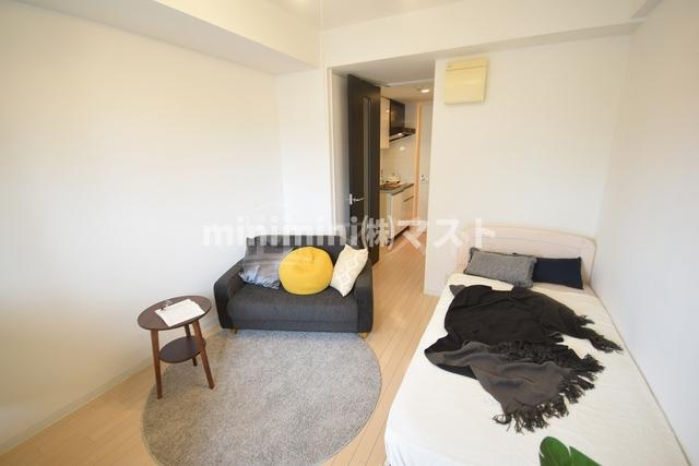 大阪市西区新町４丁目の賃貸マンションの居間・リビング