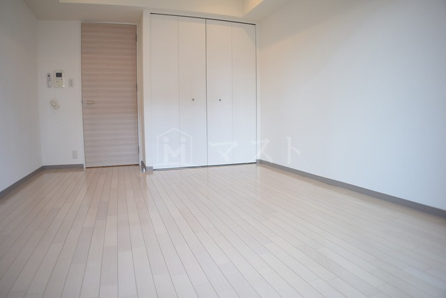 大阪市西区立売堀２丁目の賃貸マンションの居間・リビング