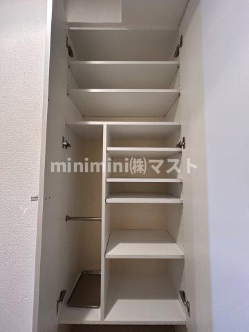 大阪市西区南堀江４丁目の賃貸マンションの収納