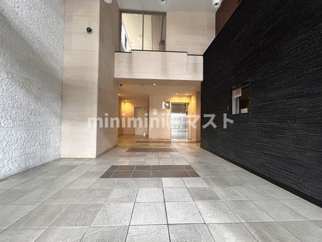 大阪市西区南堀江４丁目の賃貸マンションのロビー