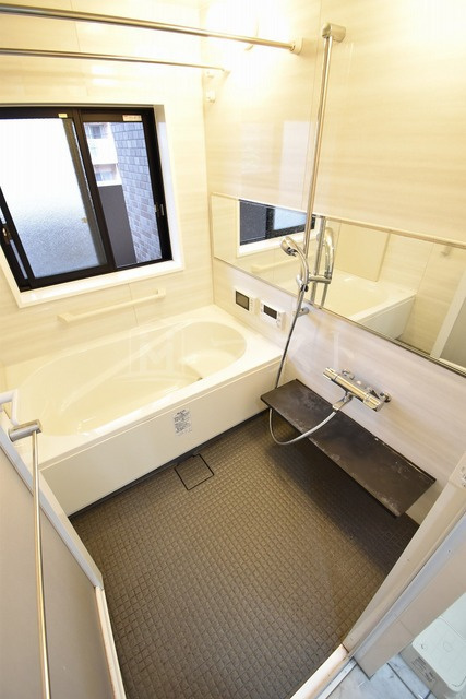 大阪市西区立売堀１丁目の賃貸マンションの浴室