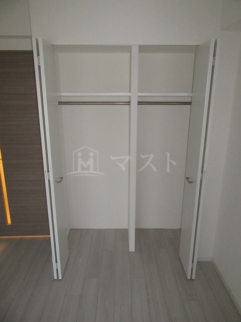 大阪市西区江戸堀３丁目の賃貸マンションの収納