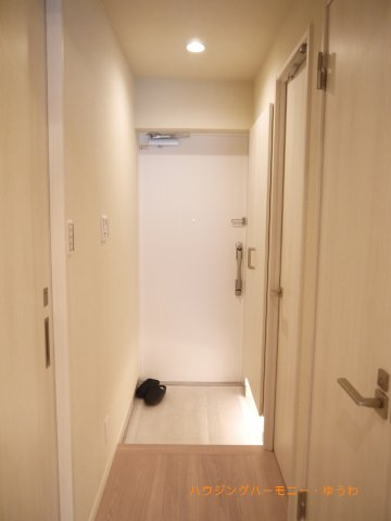 【玄関】 | ルジェンテ南大塚 | 玄関はお客様をお出迎えする最初の場所、帰ってくる時に入る最初の場所。そんな場所だからこそ、より良い空間に…。