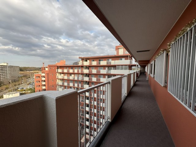 高品ハイツ2号棟のその他共用部分|共用部廊下