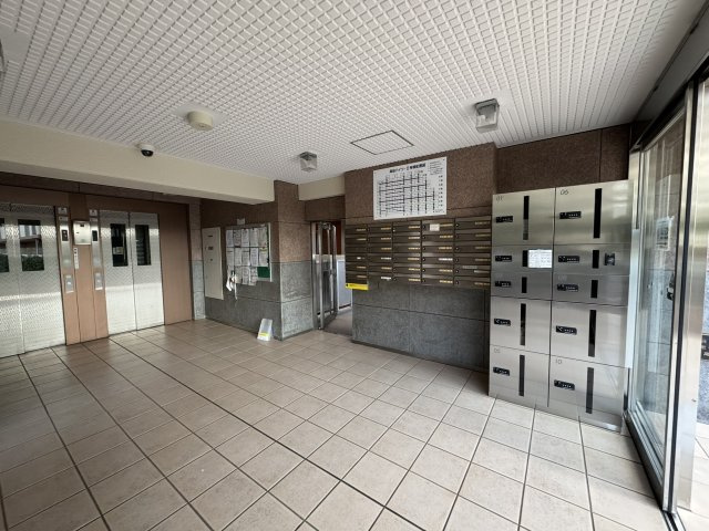 高品ハイツ2号棟のその他共用部分|エントランス