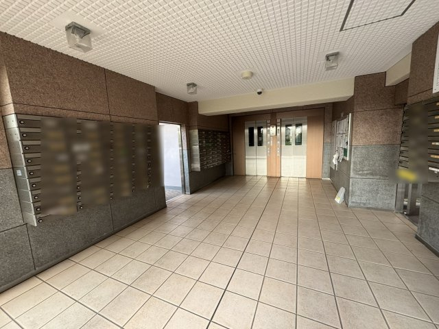 高品ハイツ2号棟のその他共用部分|エントランス