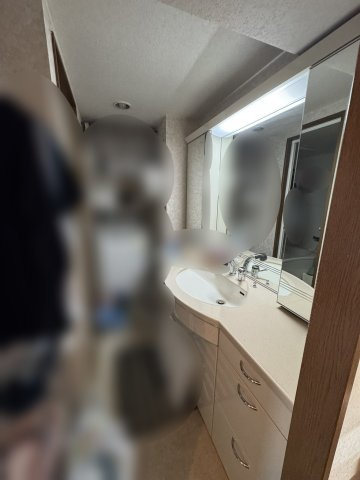 高品ハイツ2号棟の独立洗面台|浴室洗面台
