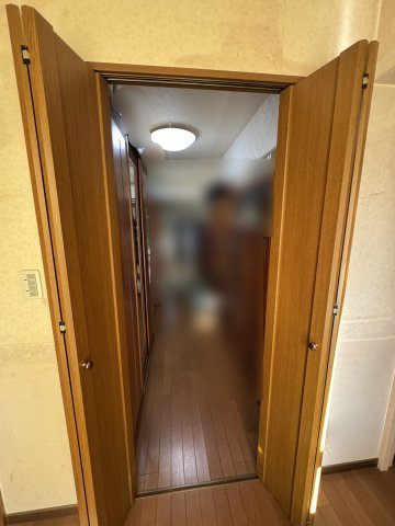 高品ハイツ2号棟の洋室|納戸