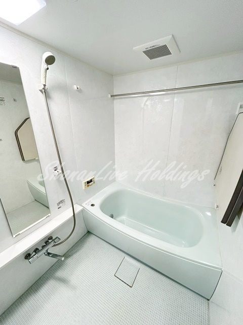 茅ヶ崎市小和田３丁目の賃貸マンションの浴室