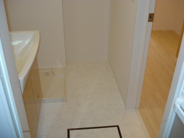 ロイヤル　ヒルのその他|脱衣所（イメージ）