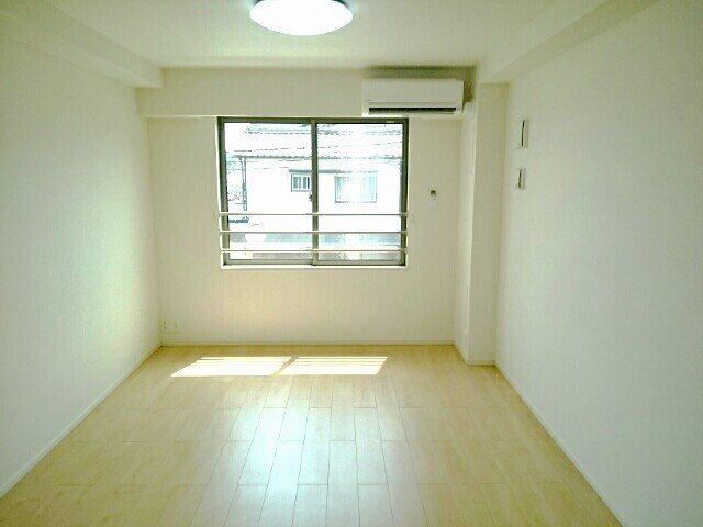 プエルタⅢの居間・リビング