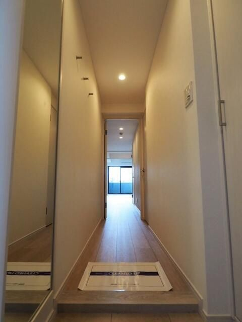 レジディア上野池之端の玄関