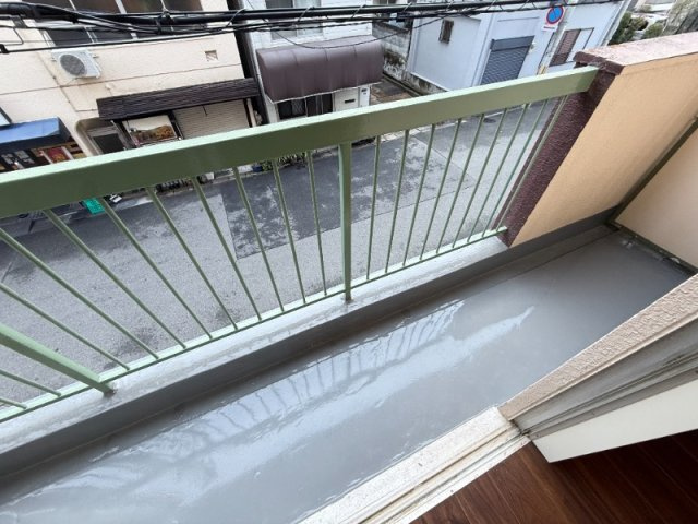 アクシス水道筋のバルコニー