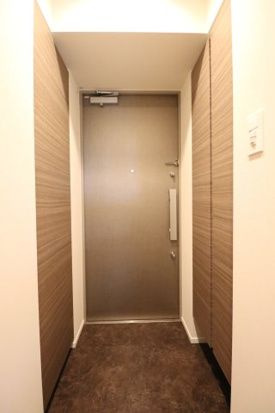 GENOVIA赤羽の玄関