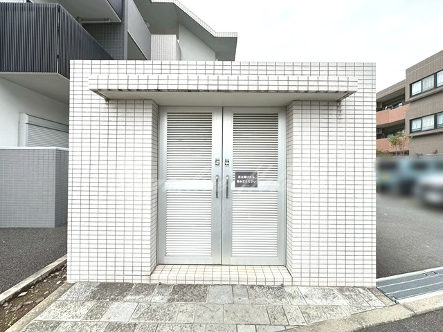 レフィナードの設備