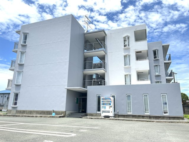 サルヴァトーレ麦島