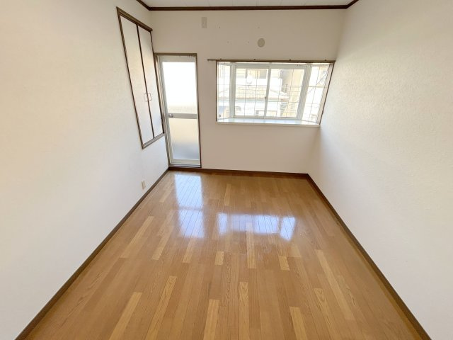 壱分町戸建の居間・リビング