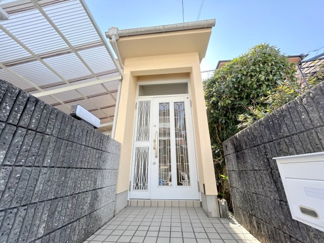 壱分町戸建のエントランス