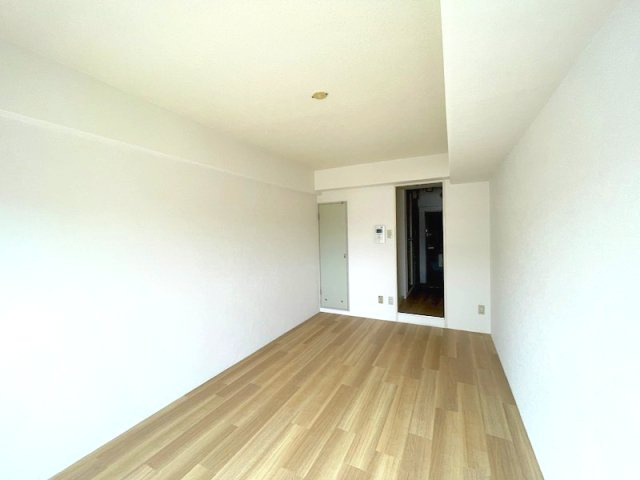 メゾン・ド・エミュウの居間・リビング