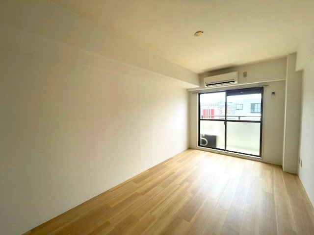 メゾン・ド・エミュウの居間・リビング