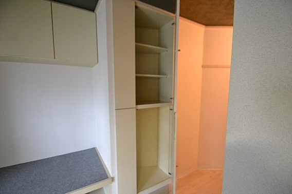 Dcourt六甲（旧ドミトリー阪急六甲）の収納