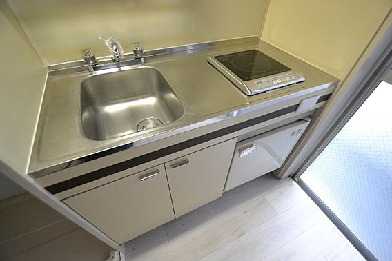 Dcourt六甲（旧ドミトリー阪急六甲）のキッチン