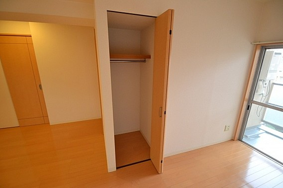 ワコーレアルテ上筒井の収納