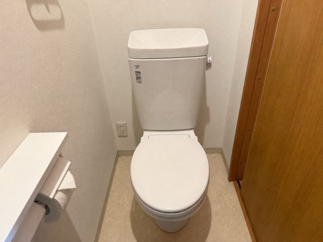 西区水谷２丁目中古戸建のトイレ