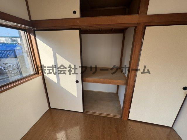三鷹市牟礼１丁目のアパートの収納