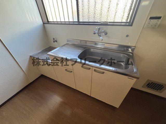 三鷹市牟礼１丁目のアパートのキッチン