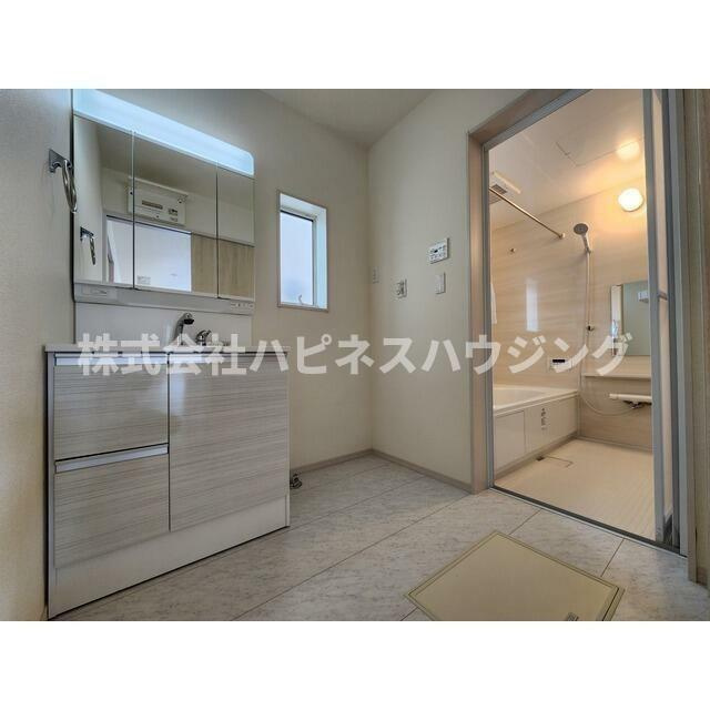 Ｋｏｌｅｔ野田市～コレットノダシ～の独立洗面台