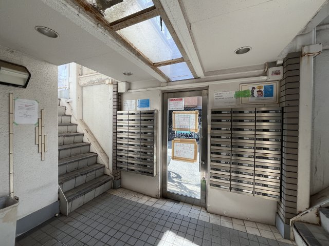 コーニッシュアビコⅡのエントランス