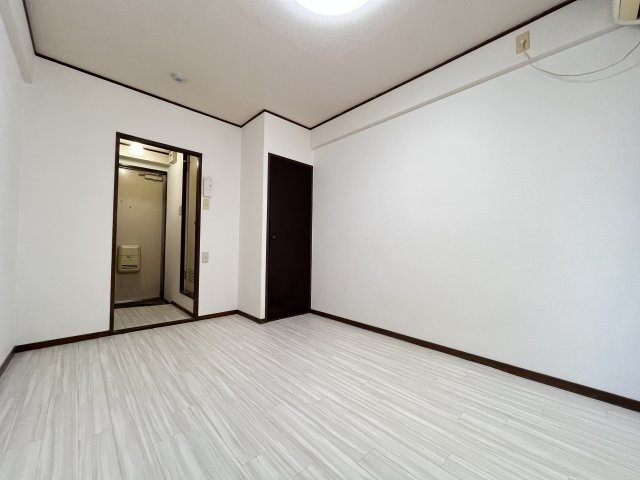 コーニッシュアビコⅡの洋室