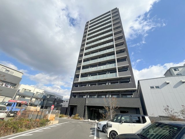 プレサンスブルーム東三国の外観