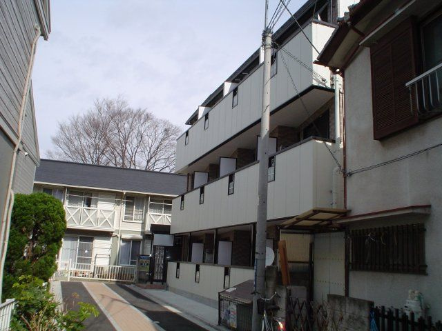 メゾンマレヴォワール